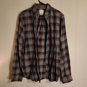 5/$10 NWOT Denim & Flower 100% cotton gray and red flannel
